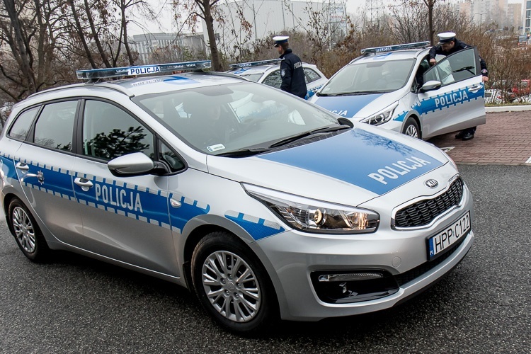 Nowy radiowóz dla katowickich policjantów