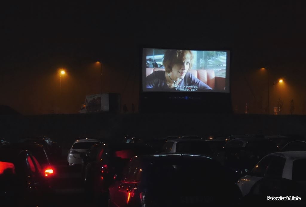 Pulp Fiction w kinie samochodowym