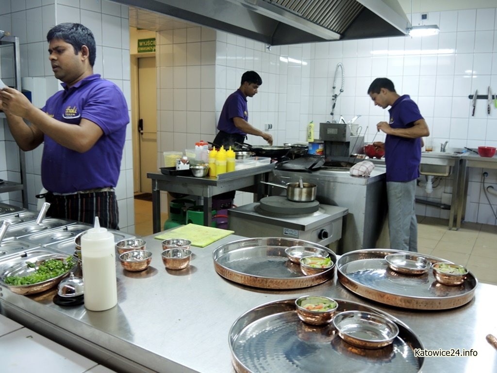 Z Bangladeszu do Katowic. Indyjska restauracja na Mariackiej