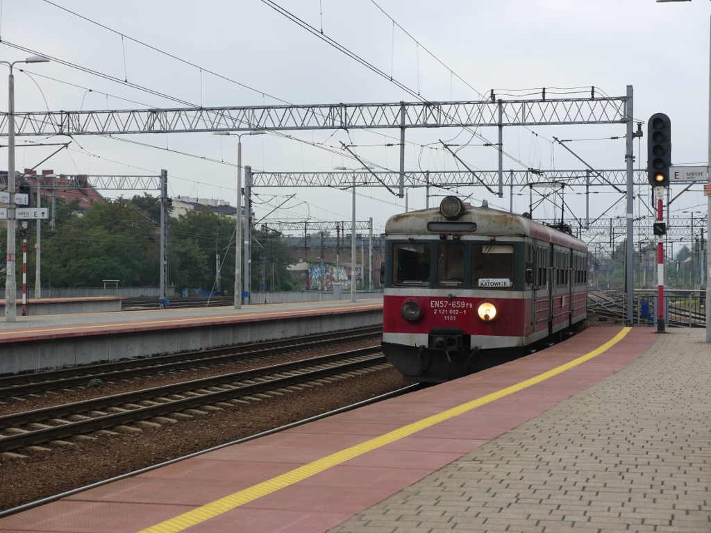 Planowana przebudowa katowickiego węzła kolejowego budzi kontrowersje