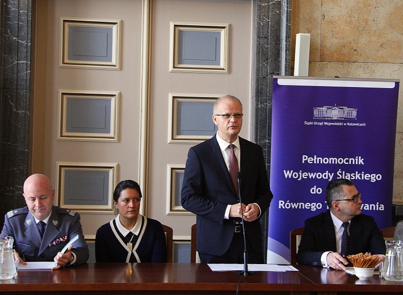 Były wojewoda pracuje w telewizji TVS