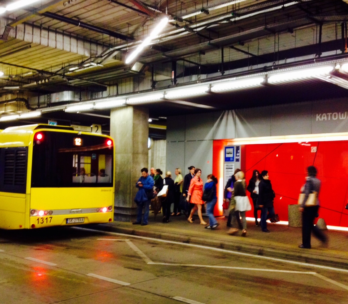 Podziemny dworzec autobusowy będzie miał całodobową ochronę