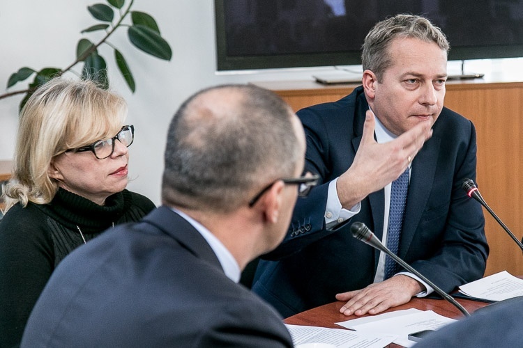 Nowym dyrektorem u marszałka został ten, który miał nim zostać
