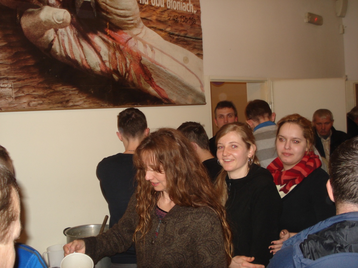 Sylwester z ubogimi, czyli podaruj bezdomnemu termos