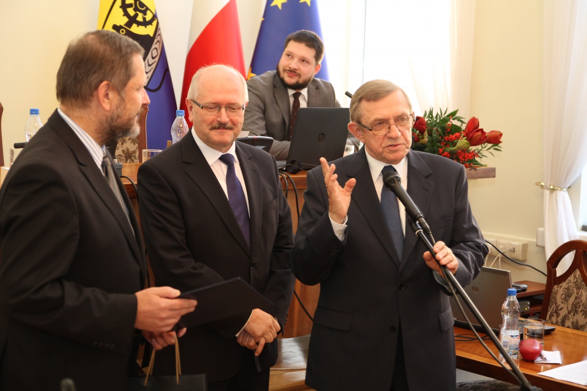 Prezydent Piotr Uszok się pożegnał. Przy okazji wyróżnił kilku urzędników