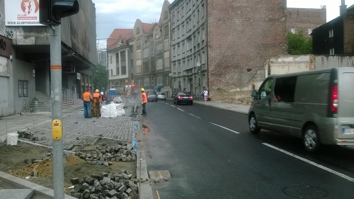 Plac  Wolności otwarty, a jednak zamknięty