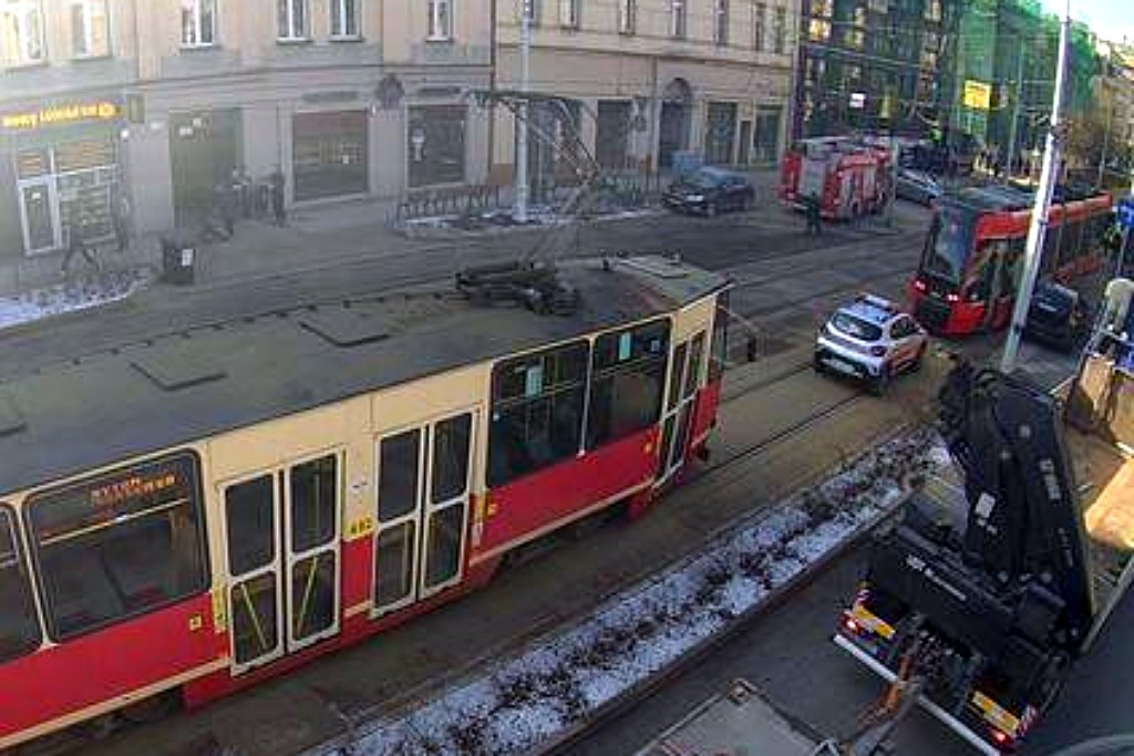 Przez kolizję wstrzymano ruch tramwajów w centrum Katowic. Kierowca został ukarany