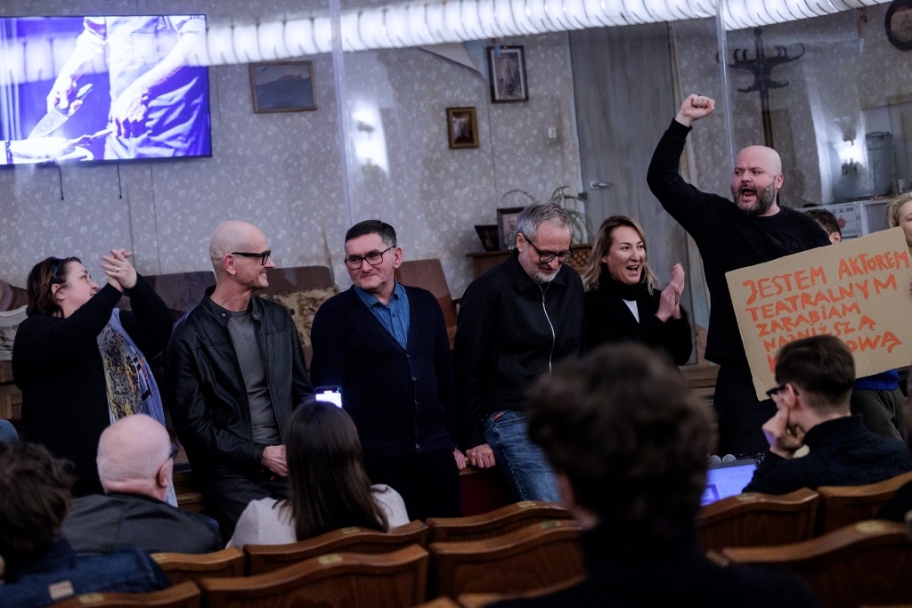 Aktorzy Teatru Śląskiego nie chcą zarabiać najniższej krajowej. Piszą do ministra, a popiera ich dyrektor instytucji