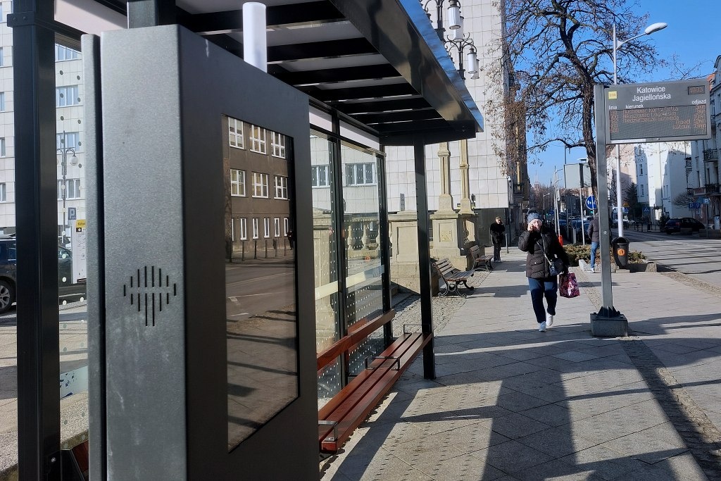 Obok zielonych przystanków nie działają wyświetlacze, ale inwestycja już została odebrana