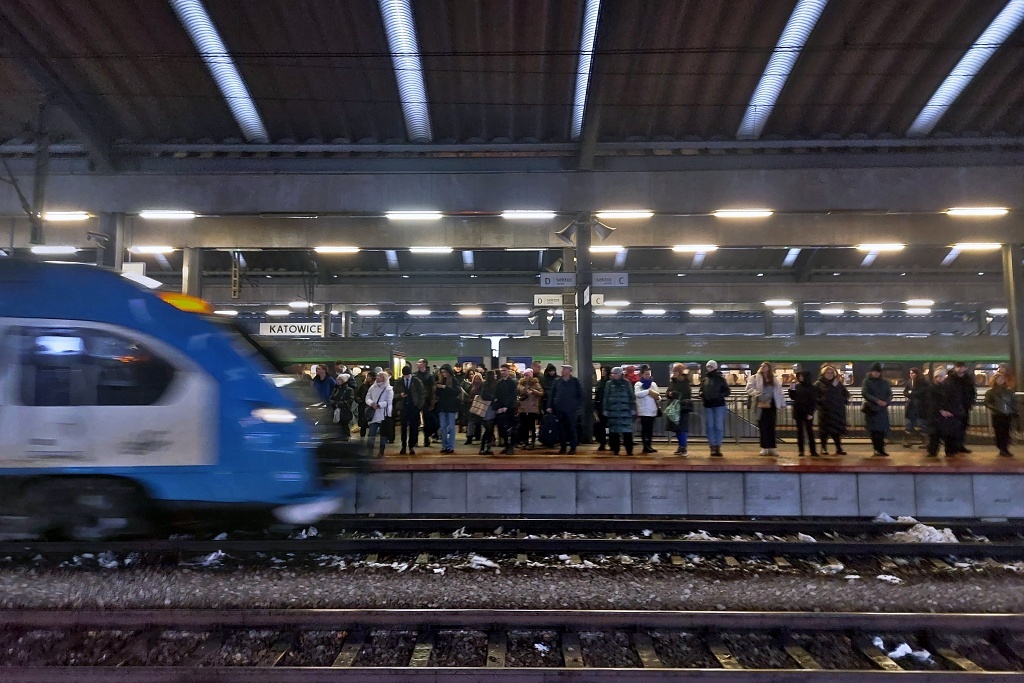 Pociągiem do Krakowa czy Zakopanego za złotówkę. Koleje Śląskie przygotowały promocję na ferie