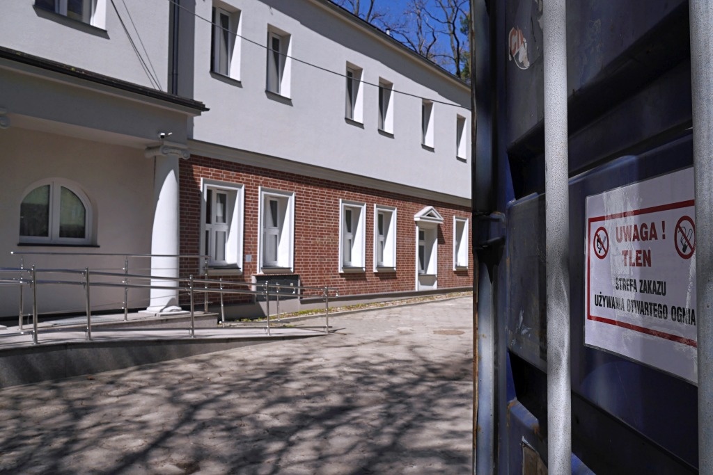 Wyszedł ze szpitala w Murckach i zaginął. Policja szuka 41-letniego mężczyzny