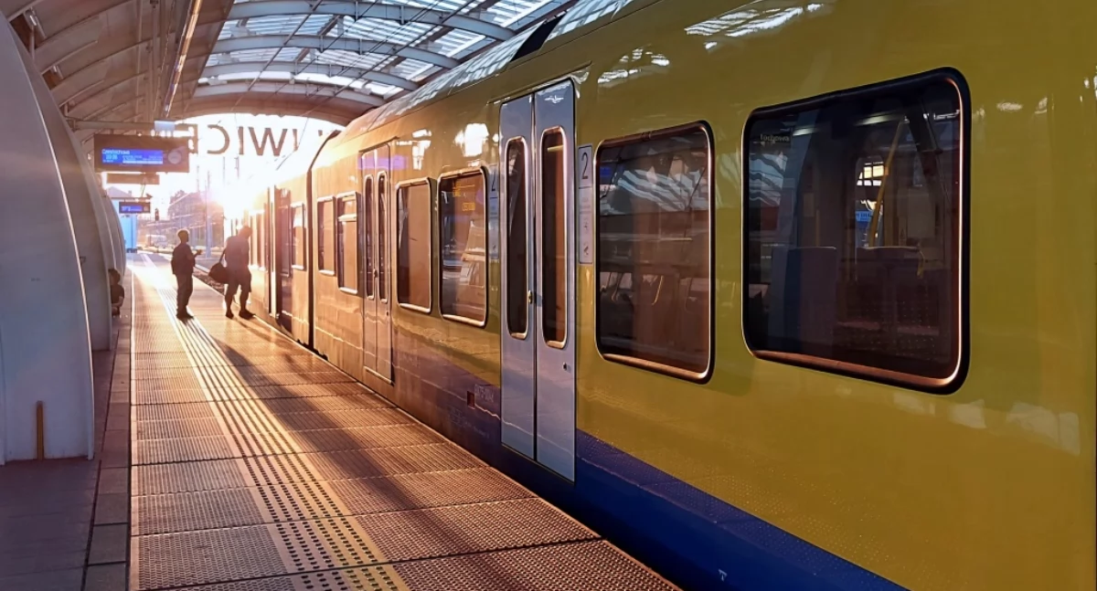 Pociągiem z Gliwic do Pyrzowic. Koleje Śląskie pojadą naokoło z powodu prac w Katowicach  