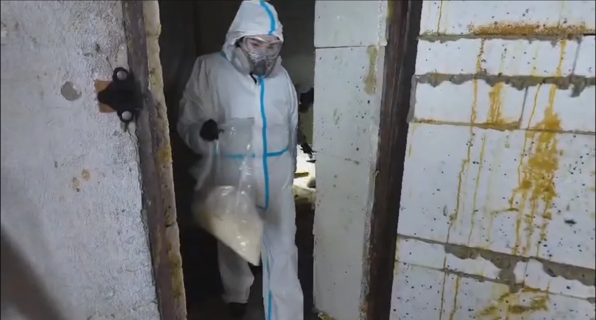 Policja odkryła fabrykę, w której powstawały narkotyki. Oględziny trwały dwa dni