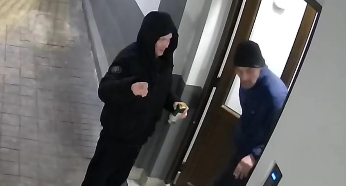 Napad w centrum Katowic. Mężczyźni kazali przechodniowi oddać biżuterię