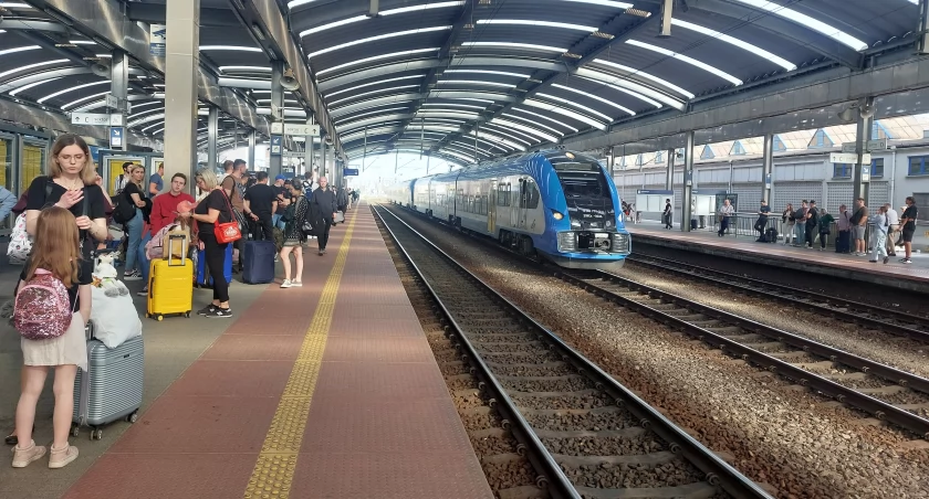 Dzień dobry Katowice. Od dzisiaj mniej pociągów będzie kursowało z i do Ligoty