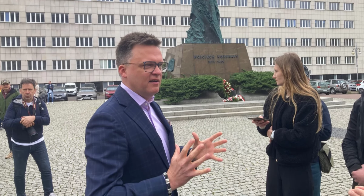 Szymon Hołownia w Katowicach: Trzeba wprowadzić zakaz używania smartfonów w szkołach podstawowych