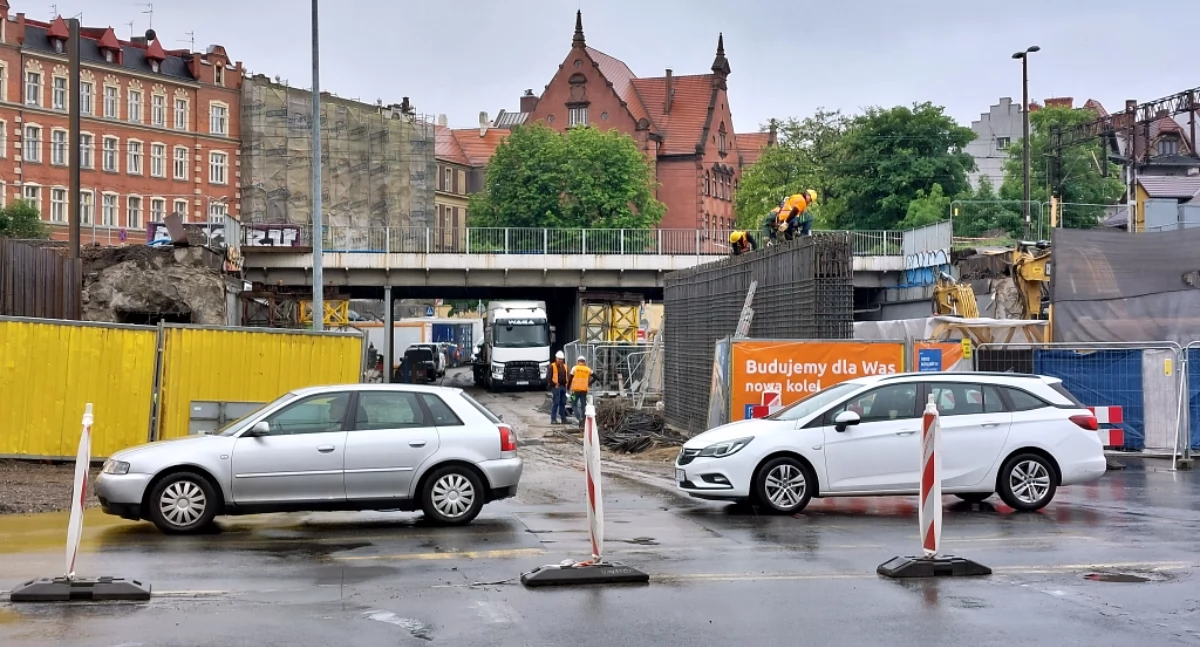 Mikołowska w połowie otwarta, a św. Jana zamknięta. Wiadukty w Katowicach z nowym harmonogramem