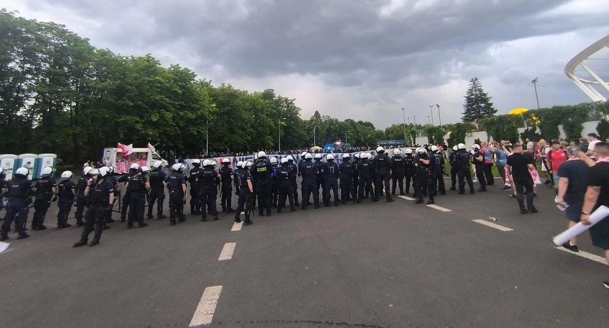 Przy okazji meczu Polska-Mołdawia w Chorzowie w Parku Śląskim miało dojść do ustawki kiboli