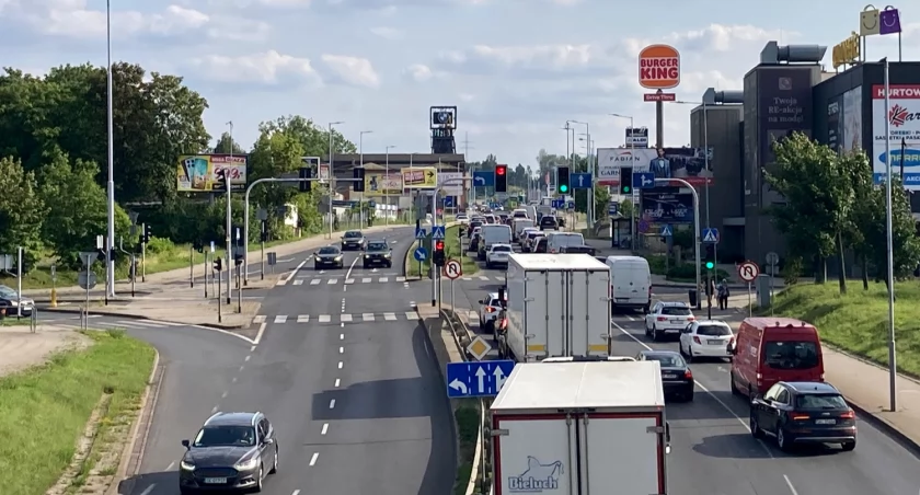Po zamknięciu wiaduktu na ul. Dobrego Urobku największe korki robią się na ul. Bocheńskiego
