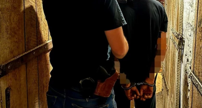 Katowiccy policjanci zatrzymali dwóch mężczyzn z Sosnowca, którzy mieli przy sobie prawie 1,5 kg amfetaminy