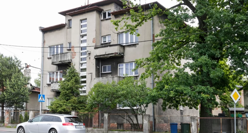 Modernistyczna kamienica w Ligocie przejdzie modernizację. Zostanie m.in. ocieplona