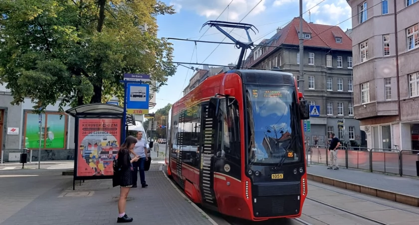 Dzień dobry Katowice. Od dzisiaj zmiany w rozkładach jazdy kilkunastu linii tramwajowych