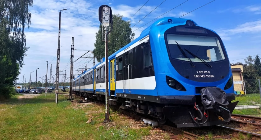 Przybywa pociągów, więc Koleje Śląskie powiększają bazę. Trwa duża rozbudowa   