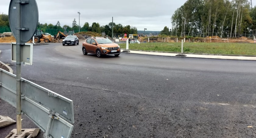 Dzień dobry Katowice. Kierowcy już korzystają z nowego ronda