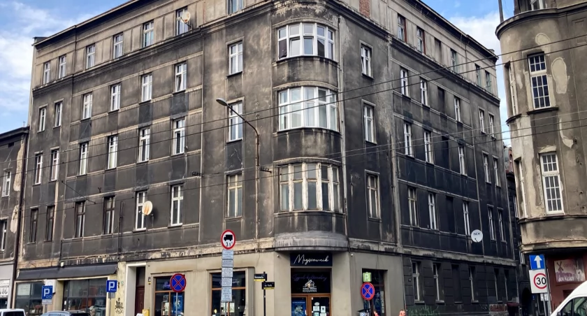 Miasto sprzedaje dużą część kamienicy w centrum Katowic. Mieszkania nawet w cenie powyżej miliona złotych