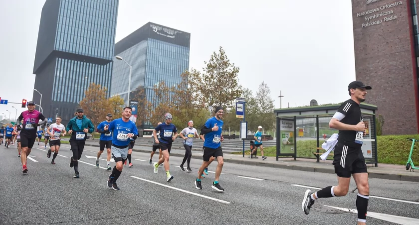 Tysiące biegaczy na ulicach Katowic. Zbliża się Silesia Marathon i utrudnienia na drogach