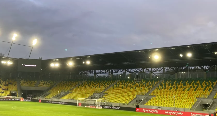 Zarządca stadionu w Katowicach przekonuje, że może organizować koncerty największych gwiazd muzyki. 