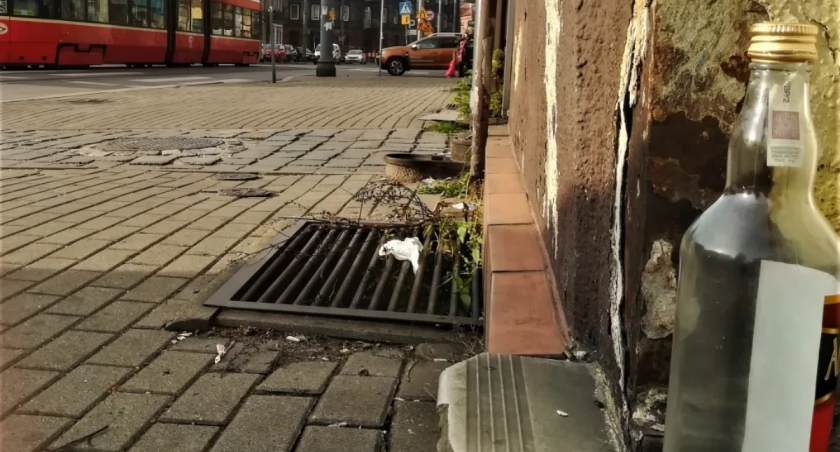 Kolejne miasta wprowadzają nocną prohibicję. Najwyższy czas na Katowice