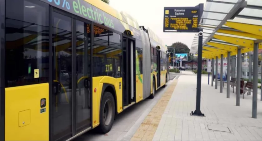 Komunikacja publiczna w metropolii bez zatwierdzonego finansowania w 2026 roku. Prezydenci ponownie zdjęli projekt uchwały z porządku obrad