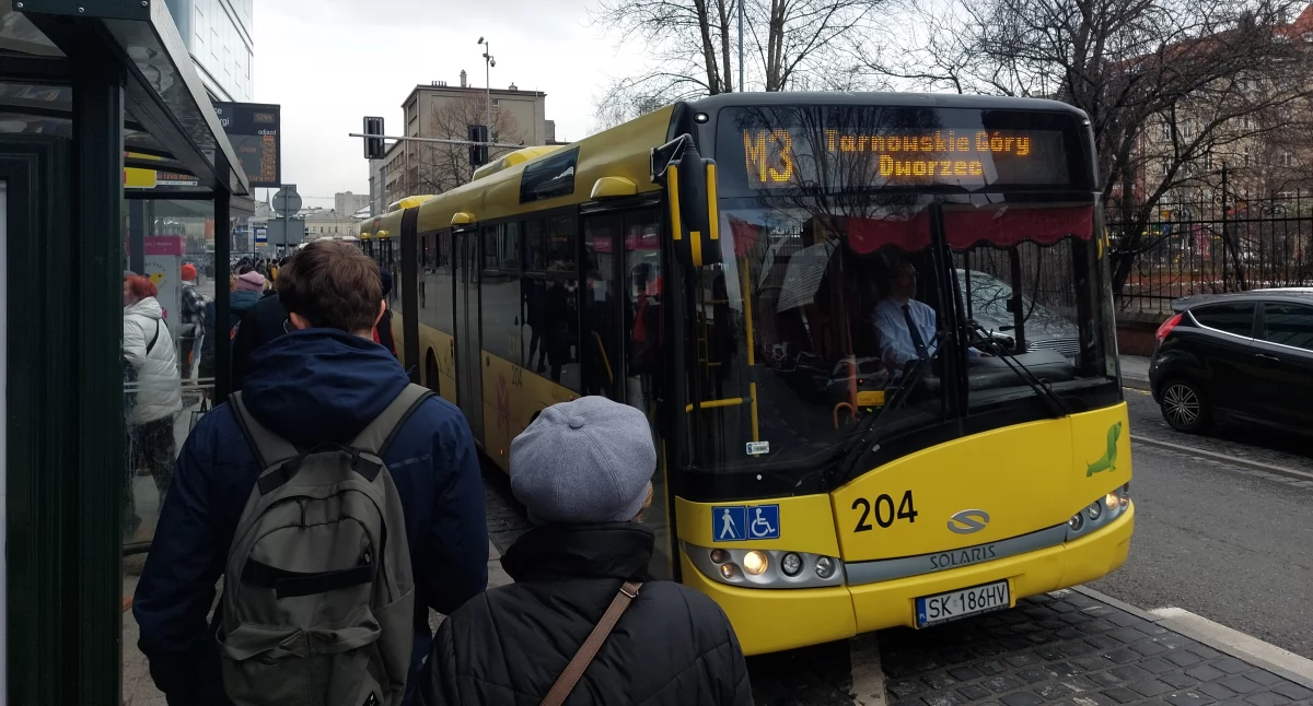 Koniec z kupowaniem biletów u kierowców i motorniczych. ZTM wycofuje się ze sprzedaży w pojazdach