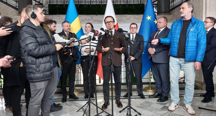 Związkowcy protestują, przedstawiciele rządu debatują. „Jesteśmy zdeterminowani, żeby JSW przetrwało”
