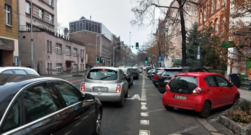 Będą konsultacje w sprawie Strefy Czystego Transportu. Katowice chcą przeciągać jej wprowadzenie