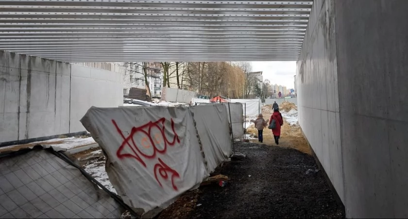 Dzień dobry Katowice. Od dzisiaj przejście ul. Graniczną pod wiaduktem będzie niemożliwe