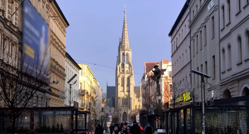 Dzień dobry Katowice. Miejski teren w centrum został wydzierżawiony 