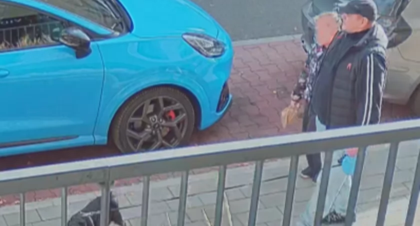 Zarysował BMW w centrum Katowic. Policja szuka tego mężczyzny
