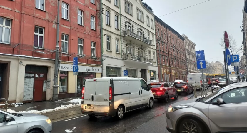 Dzień dobry Katowice. Miasto chce odwlekać wprowadzenie Strefy Czystego Transportu