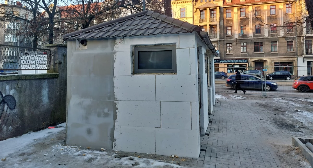 Stara toaleta, ale nowa jakość. Kończy się remont szaletu w centrum Katowic