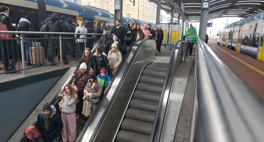 Dzień dobry Katowice. Od dzisiaj bilety kolejowe dla dzieci i młodzieży za złotówkę