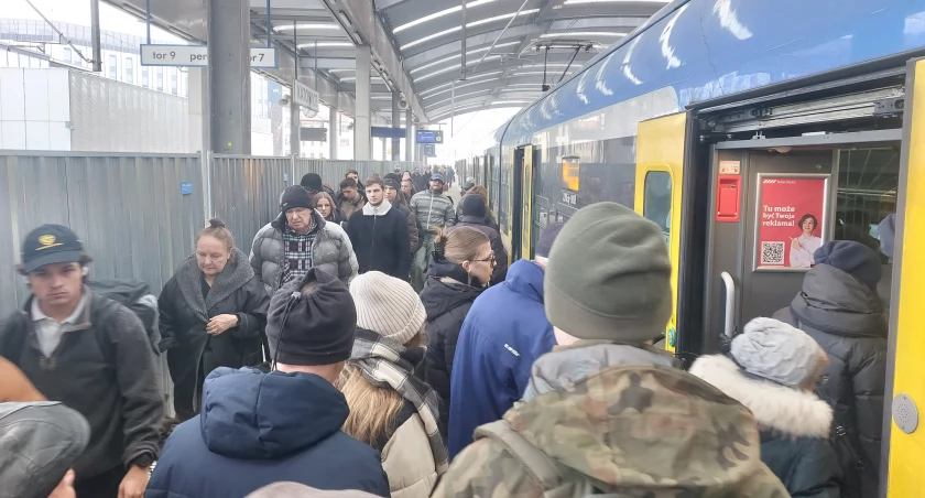 Na tych trasach ma kursować Metrokolej. Jeszcze nie jest pewne, czy żółte pociągi wyjadą na tory
