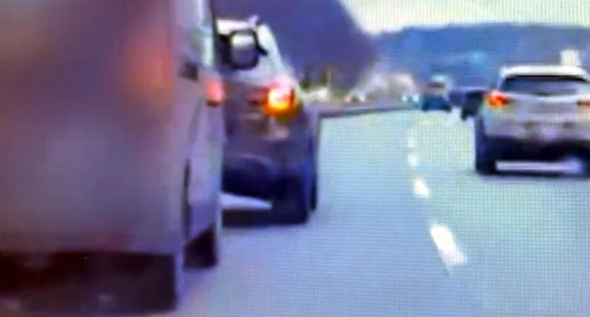 Jazda na zderzaku i nagłe hamowanie na autostradzie A4. O krok od poważnego wypadku