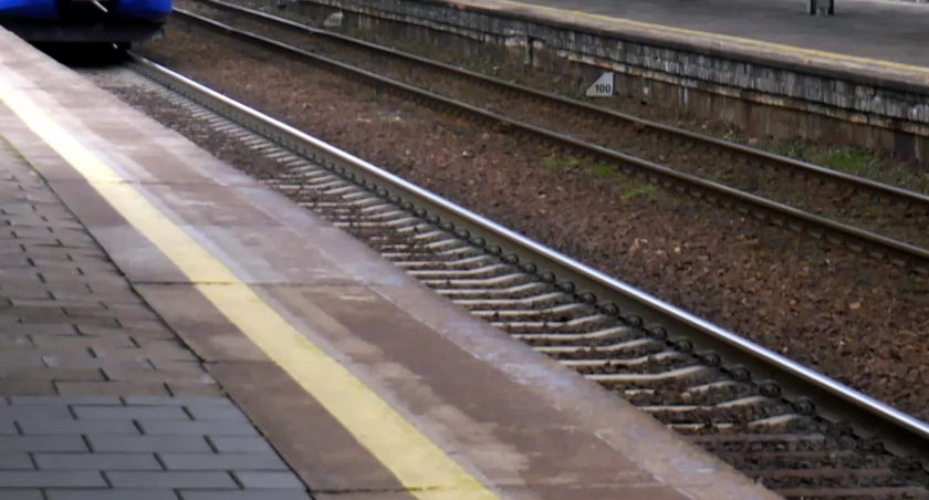 Mężczyzna zginął na torach. Pociąg Intercity blokował tor przez kilka godzin