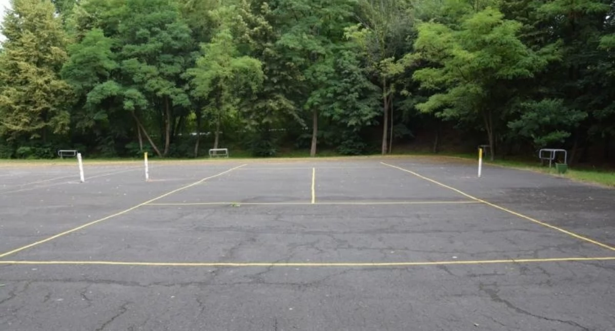 Tenis wraca do Doliny Trzech Stawów. Powstanie nowy kort z Budżetu Obywatelskiego
