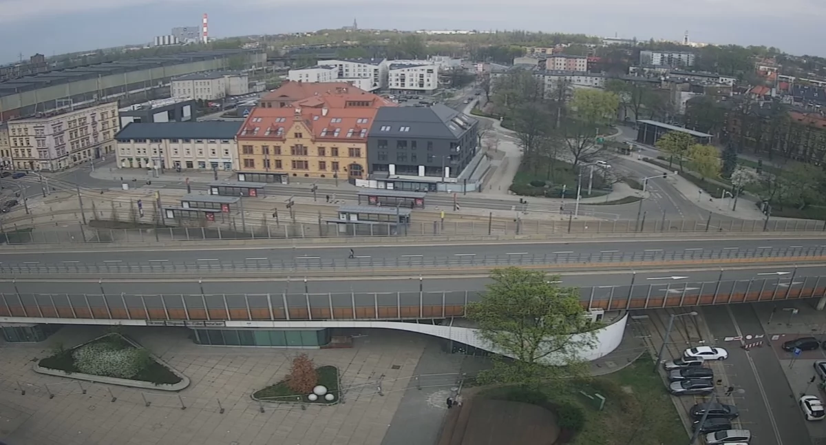 Nowa ekspertyza chorzowskiej estakady. Ruch samochodów i tramwajów jest możliwy