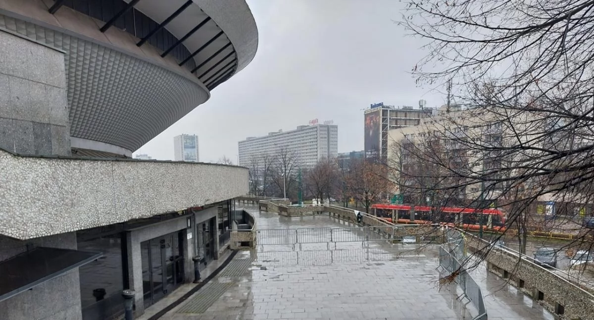 Trzy firmy są zainteresowane remontem tarasów Spodka, ale tylko jedna mieści się w zakładanym budżecie