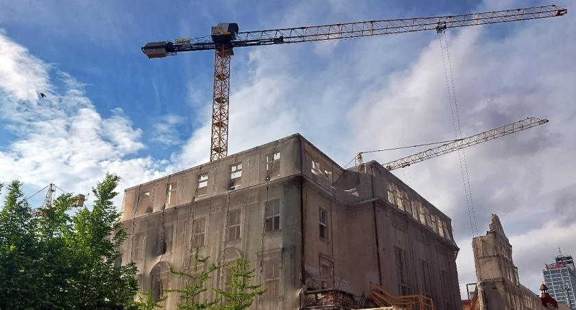 Dzień dobry Katowice. Rozkręca się budowa kompleksu hotelowo-usługowego w centrum