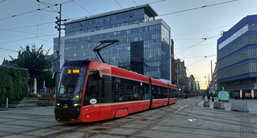 Dzień dobry Katowice. Dzisiaj utrudnienia z powodu koncertu zespołu Metallica i korowodu studentów